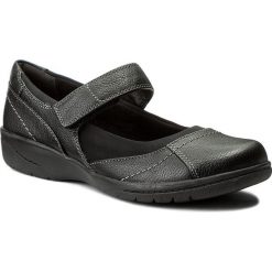 Półbuty CLARKS - Cheyn Web 261299734 Black. Czarne półbuty damskie Clarks, bez wzorów, z materiału, bez obcasa, na płaskiej podeszwie. W wyprzedaży za 219.00 zł.