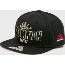Reebok - Czapka. Czarne czapki męskie Reebok, bez wzorów, z bawełny. W wyprzedaży za 99.90 zł.