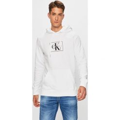 Calvin Klein Jeans - Bluza. Szare bluzy z kapturem męskie Calvin Klein Jeans, l, z bawełny. W wyprzedaży za 239.90 zł.