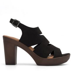 Sandały Lasocki. Czarne sandały damskie Lasocki, bez wzorów, bez obcasa, na słupku. Za 179.99 zł.