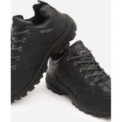 Czarne Buty Sportowe Mirrorlike. Czarne buty sportowe na co dzień męskie Born2be, bez zapięcia. Za 79.99 zł.