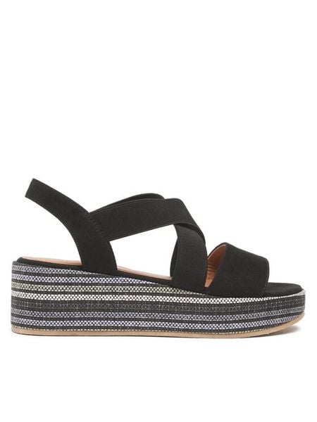 Clara Barson Sandały LIVIA WS22127-03 Czarny. Czarne sandały damskie Clara Barson, bez wzorów, z materiału, bez obcasa, na koturnie. Za 129.99 zł.