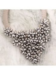 MENTHE À L'O Naszyjnik z elementem ozdobnym - dł. 45 cm rozmiar: onesize. Brązowe naszyjniki damskie MENTHE À L'O, metalowe. Za 174.02 zł.