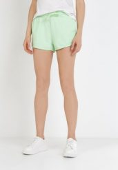 Jasnozielone Szorty Amiphaphine. Zielone szorty damskie Born2be, bez wzorów, z dresówki, sportowe. Za 34.99 zł.