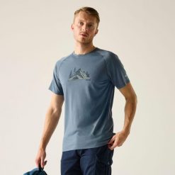 Męska koszulka z krótkim rękawem Escade z grafiką. Niebieskie t-shirty sportowe męskie Regatta, m, z jersey, bez ramiączek, do biegania. Za 246.30 zł.
