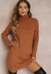 Jasnobrązowa Sukienka Milana. Brązowe sukienki damskie Renee, bez wzorów, z dzianiny, bez kołnierzyka, bez ramiączek, mini. W wyprzedaży za 104.99 zł.