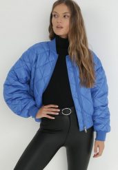 Niebieska Kurtka Bomberka Pikowana Kseniya. Niebieskie kurtki damskie Born2be, m, bez wzorów, bez kaptura. Za 299.99 zł.