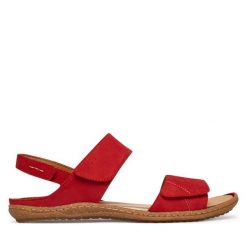 Sandały Josef Seibel. Czerwone sandały damskie Josef Seibel, bez wzorów, bez obcasa, na płaskiej podeszwie. Za 439.99 zł.