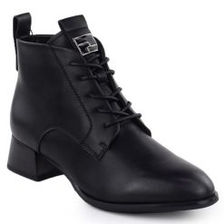 Skórzane botki damskie na obcasie czarne Vinceza 66805. Czarne botki damskie VINCEZA, ze skóry, eleganckie, bez obcasa, na obcasie, bez zapięcia. Za 249.99 zł.