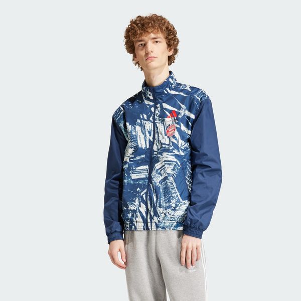 Bluza FC Bayern Anthem. Niebieskie bluzy bez kaptura męskie Adidas, m, z materiału. W wyprzedaży za 323.25 zł.