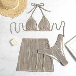 Bikini z pareo na plażę z elastycznego materiału Lorenzina. Zielone bikini damskie Intica, bez wzorów. Za 149.00 zł.