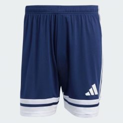 Spodenki męskie adidas Squadra 25. Białe szorty męskie Adidas, bez wzorów, sportowe. Za 69.00 zł.