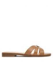 Guess Klapki FLJRLL LEA19 Brązowy. Brązowe klapki damskie Guess, z aplikacjami, ze skóry, bez obcasa. Za 279.99 zł.