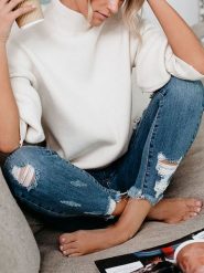 Milan Kiss Sweter w kolorze kremowym rozmiar: M. Brązowe swetry klasyczne damskie Milan Kiss, m, bez kołnierzyka. Za 165.99 zł.