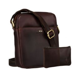 Brązowa torba-listonoszka ze skóry naturalnej z etui na klucze w zestawie PTN 720E-OPU Peterson. Brązowe saszetki męskie Peterson, ze skóry. Za 169.99 zł.