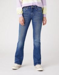 SPODNIE DAMSKIE WRANGLER BOOTCUT AIR BLUE W28BJX17T 112128222. Niebieskie spodnie materiałowe damskie Wrangler, bez wzorów, z jeansu. Za 199.99 zł.