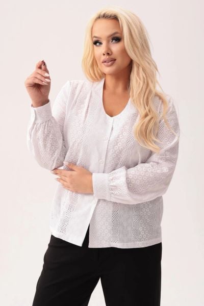 Elegancka biała bawełniana haftowana bluzka Aurelia PLUS SIZE XXL OVERSIZE JESIEŃ. Białe bluzki damskie Moda Size Plus Iwanek, plus size, w ażurowe wzory, z bawełny, biznesowe, bez kołnierzyka, plus size, bez ramiączek. Za 239.90 zł.