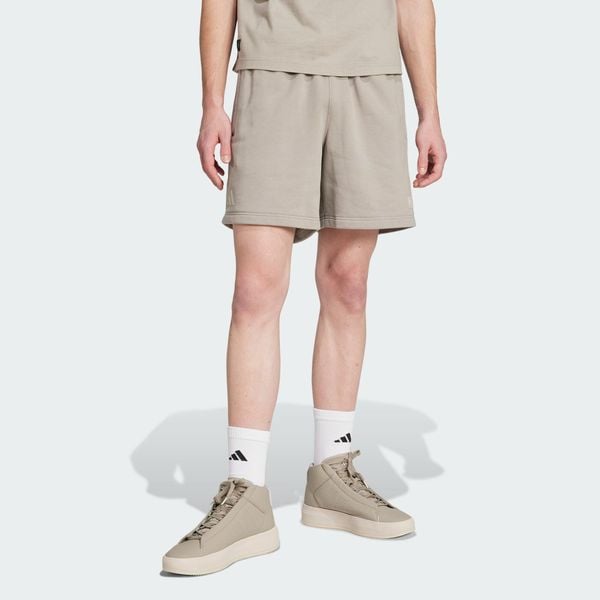 Szorty Dresowe Mercedes - Amg Petronas Formula One Team Premium. Brązowe szorty męskie Adidas, bez wzorów, z dresówki, sportowe. W wyprzedaży za 223.20 zł.