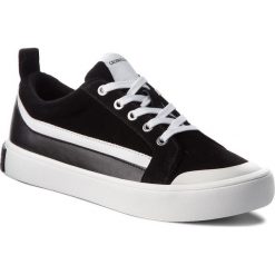 Trampki CALVIN KLEIN JEANS - Dino S1760 Black/White/Black. Czarne trampki i tenisówki męskie Calvin Klein Jeans, bez wzorów, z gumy, bez zapięcia. W wyprzedaży za 339.00 zł.
