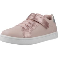 Buty GEOX J DJROCK GIRL Rose. Czerwone obuwie treningowe damskie Geox, na fitness i siłownię. Za 174.99 zł.