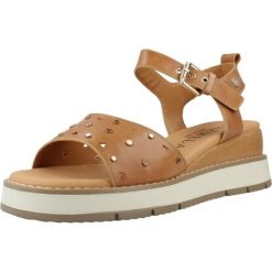 Sandały CARMELA 163248C Brązowy. Brązowe obuwie trekkingowe damskie Carmela, bez wzorów, ze skóry, bez obcasa. Za 317.99 zł.
