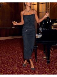 Milan Kiss Sukienka w kolorze granatowym rozmiar: L. Niebieskie sukienki damskie Milan Kiss, l, bez wzorów, bez kołnierzyka, bez ramiączek, maxi. Za 173.99 zł.