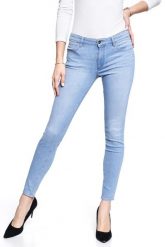 SPODNIE DAMSKIE WRANGLER SKINNY SOFT WATER W28KJG10Y 112128282. Spodnie materiałowe damskie Wrangler, bez wzorów, z jeansu. Za 199.99 zł.