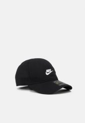 Czapka Futura z zakrzywionym daszkiem. Czarne czapki męskie Nike, bez wzorów. Za 97.65 zł.