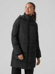 Vero Moda Płaszcz pikowany w kolorze czarnym rozmiar: S. Czarne płaszcze damskie Vero Moda, s, bez wzorów, z materiału. Za 123.25 zł.