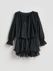 Sukienka mini z wiązaniem - czarny. Czarne sukienki damskie Reserved, l, bez wzorów, z lyocellu, bez kołnierzyka, bez ramiączek, mini. Za 179.99 zł.