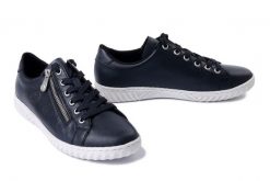 RIEKER N0900-14 blue, półbuty damskie. Niebieskie półbuty damskie Rieker, bez wzorów, bez obcasa. Za 359.90 zł.