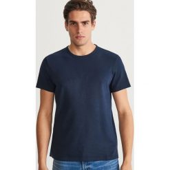 Gładki T-shirt - Granatowy. Niebieskie t-shirty damskie Reserved, m, bez wzorów, bez kołnierzyka. Za 24.99 zł.