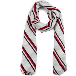 Szal TOMMY HILFIGER - Selvedge Scarf AW0AW06599 904. Białe szaliki i kominy damskie Tommy Hilfiger, bez wzorów, z bawełny. W wyprzedaży za 139.00 zł.