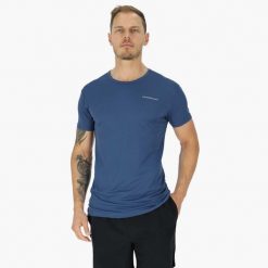 Koszulka treningowa męska Swedemount Ultra Light Tee szybkoschnąca. Niebieskie t-shirty sportowe męskie SWEDEMOUNT, m, bez ramiączek, do biegania. Za 129.99 zł.