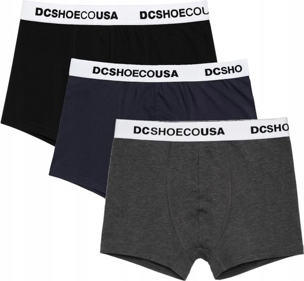 Bokserki dla mężczyzn DC Shoes 3-pak. Czarne bokserki męskie DC Shoes, bez wzorów, z bawełny. Za 49.99 zł.