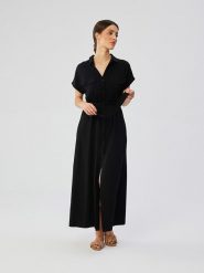 Stylove Sukienka w kolorze czarnym rozmiar: XXL. Czarne sukienki damskie Stylove, na co dzień, xxl, bez wzorów, z tkaniny, bez kołnierzyka, bez ramiączek, maxi, proste. Za 249.76 zł.