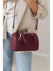 Lia Biassoni Skórzana torebka w kolorze fioletowym - 22 x 17 x 13 cm rozmiar: onesize. Różowe torebki klasyczne damskie Lia Biassoni, bez wzorów, z materiału, bez dodatków. Za 295.99 zł.