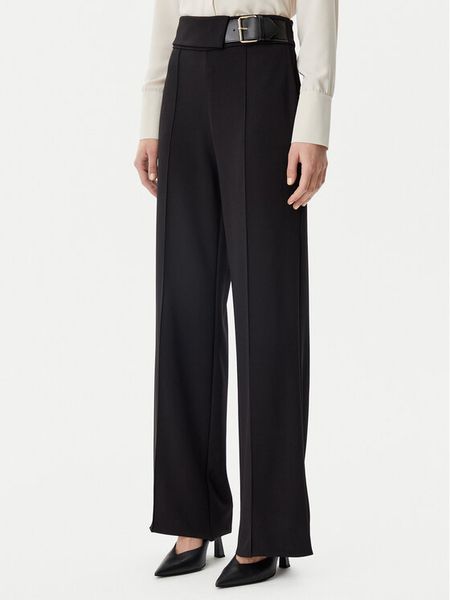 Rinascimento Spodnie materiałowe CFC0122936003 Czarny Regular Fit. Czarne spodnie materiałowe damskie RINASCIMENTO, bez wzorów, z materiału. Za 279.99 zł.