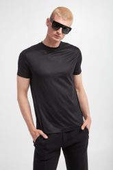 T-shirt męski EMPORIO ARMANI. T-shirty męskie Emporio Armani, m, bez wzorów, bez kołnierzyka. W wyprzedaży za 455.20 zł.