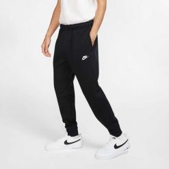 Spodnie Nike Sportswear Club, Mężczyźni. Czarne spodnie sportowe męskie Nike, z bawełny. Za 239.99 zł.
