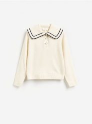 Wełniany sweter z kołnierzem - złamana biel. Swetry klasyczne damskie Reserved, l, z wełny, bez kołnierzyka. Za 299.99 zł.