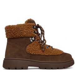 Trapery Moon Boot. Brązowe trapery damskie Moon Boot, bez obcasa. Za 1,269.00 zł.