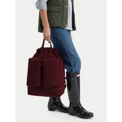 Plecak Hunter. Czerwone plecaki damskie Hunter, bez wzorów, sportowe. Za 179.99 zł.