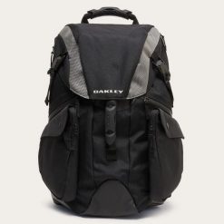 Plecak turystyczny unisex Oakley LATITUDE FLEX czarny FOS901676-02E. Czarne plecaki męskie Oakley, bez wzorów, z materiału. Za 996.33 zł.