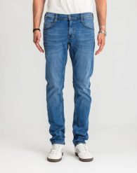 Męskie Spodnie Jeansowe Mustang Style Oregon Tapered Denim Blue 1017123 5000 682. Niebieskie spodnie materiałowe męskie Mustang, bez wzorów, z denimu. Za 199.99 zł.