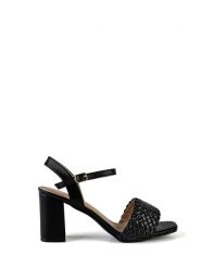 Musk Sandały w kolorze czarnym rozmiar: 40. Czarne sandały damskie MUSK, bez wzorów, z materiału, bez obcasa, na koturnie. Za 82.83 zł.