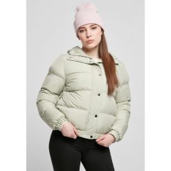Kurtka damska Urban Classics hooded puffer. Zielone kurtki damskie Urban Classics, na zimę, bez wzorów, z puchu, bez kaptura. Za 298.00 zł.
