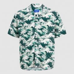 Koszula Jack & Jones Tokyo Resort SS niebieska. Niebieskie koszule męskie Jack&Jones, na lato, m, bez wzorów, z denimu, bez kołnierzyka, bez ramiączek. Za 156.47 zł.
