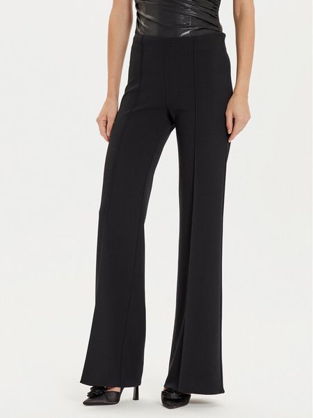 Rinascimento Spodnie materiałowe CFC0121355003 Czarny Regular Fit. Czarne spodnie materiałowe damskie RINASCIMENTO, bez wzorów, z materiału. Za 249.99 zł.