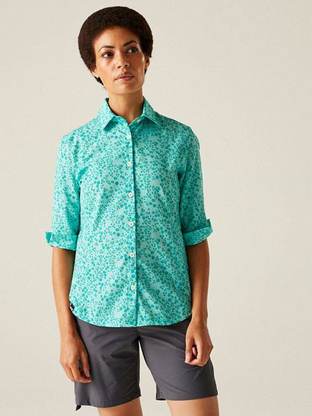 Regatta Koszula funkcyjna "Kinnis" w kolorze turkusowym rozmiar: 42. Niebieskie koszule damskie Regatta, bez wzorów, z materiału, sportowe, bez kołnierzyka, bez ramiączek. Za 83.22 zł.